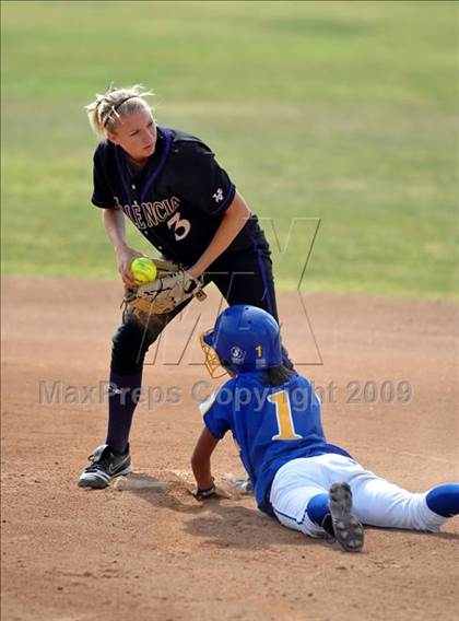 Thumbnail 2 in California vs. Valencia (Michelle Carew Classic) photogallery.