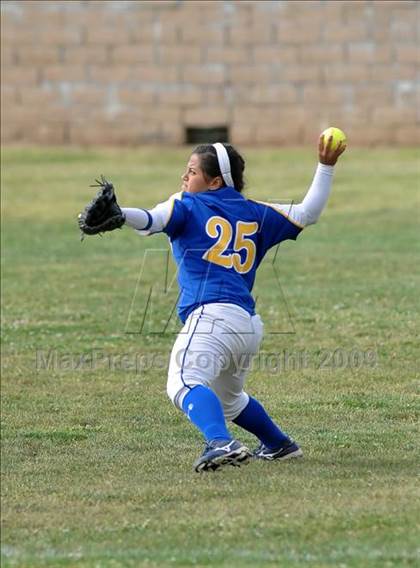Thumbnail 2 in California vs. Valencia (Michelle Carew Classic) photogallery.
