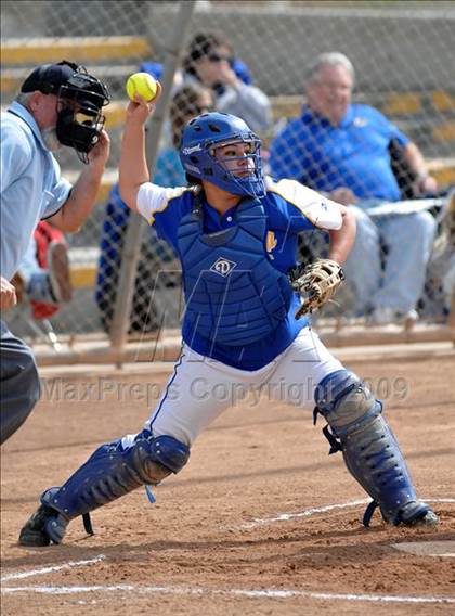 Thumbnail 3 in California vs. Valencia (Michelle Carew Classic) photogallery.