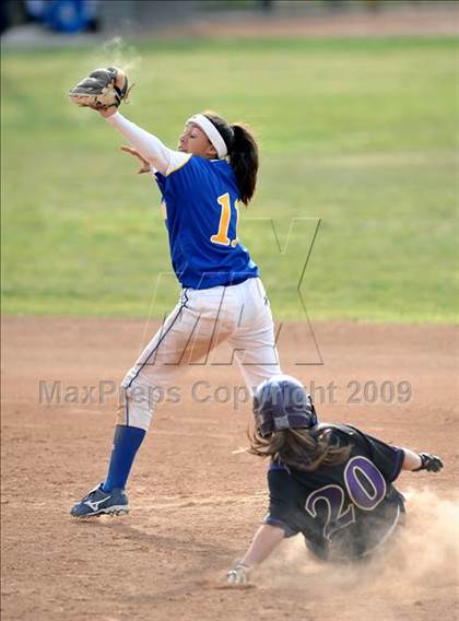Thumbnail 1 in California vs. Valencia (Michelle Carew Classic) photogallery.