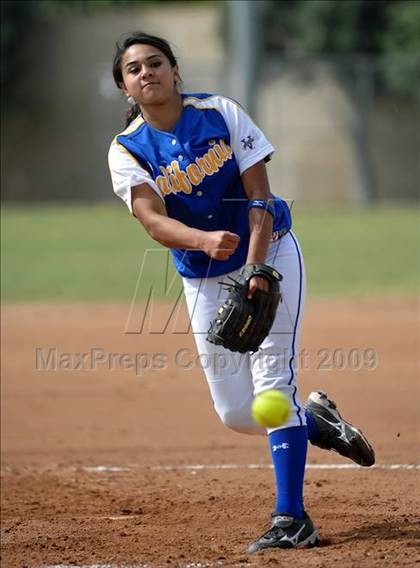 Thumbnail 1 in California vs. Valencia (Michelle Carew Classic) photogallery.