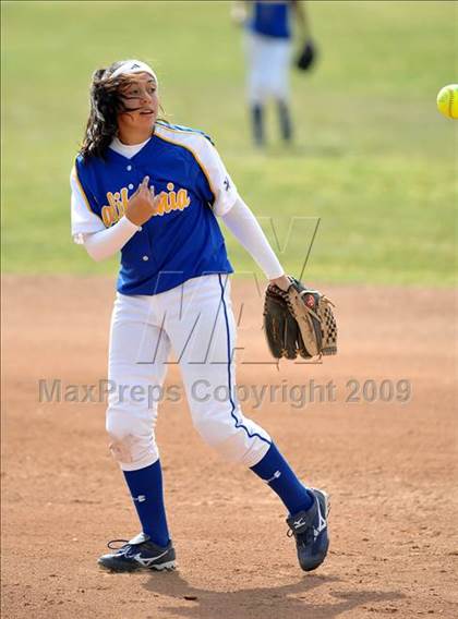 Thumbnail 2 in California vs. Valencia (Michelle Carew Classic) photogallery.