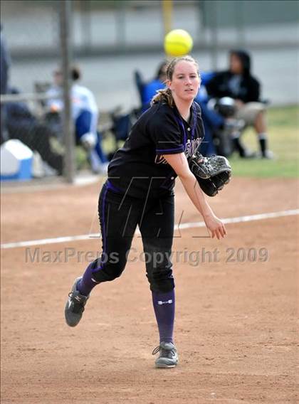 Thumbnail 2 in California vs. Valencia (Michelle Carew Classic) photogallery.