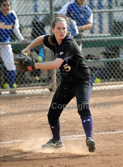Thumbnail 3 in California vs. Valencia (Michelle Carew Classic) photogallery.