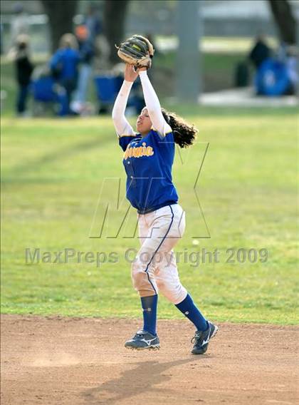 Thumbnail 1 in California vs. Valencia (Michelle Carew Classic) photogallery.