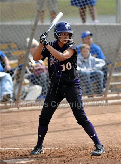 Thumbnail 2 in California vs. Valencia (Michelle Carew Classic) photogallery.