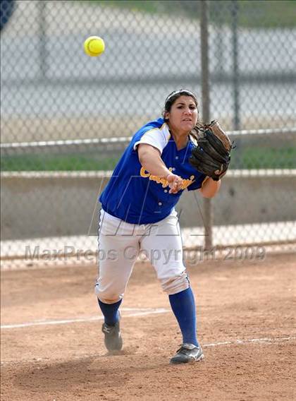 Thumbnail 1 in California vs. Valencia (Michelle Carew Classic) photogallery.