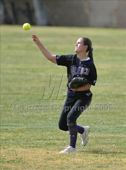Thumbnail 2 in California vs. Valencia (Michelle Carew Classic) photogallery.