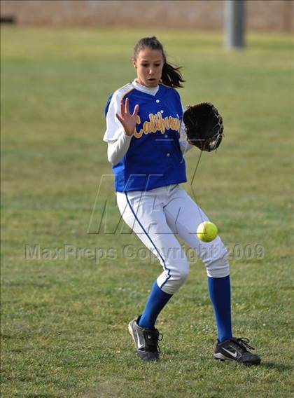 Thumbnail 3 in California vs. Valencia (Michelle Carew Classic) photogallery.