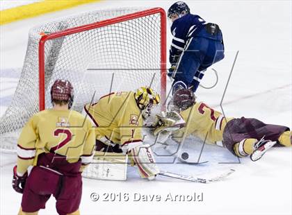 Thumbnail 2 in St. John's Prep vs. Boston College High (MIAA Division 1A Semifinal) photogallery.