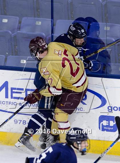 Thumbnail 2 in St. John's Prep vs. Boston College High (MIAA Division 1A Semifinal) photogallery.