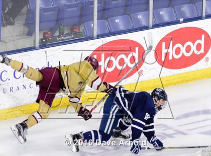 Thumbnail 3 in St. John's Prep vs. Boston College High (MIAA Division 1A Semifinal) photogallery.