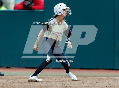 Thumbnail 2 in Andrews vs. Calallen (UIL Softball 4A D1 Final) photogallery.