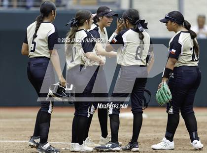Thumbnail 3 in Andrews vs. Calallen (UIL Softball 4A D1 Final) photogallery.