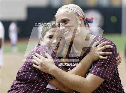 Thumbnail 2 in Andrews vs. Calallen (UIL Softball 4A D1 Final) photogallery.