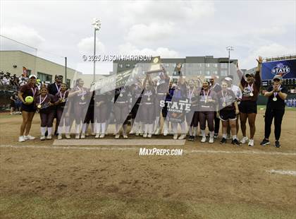 Thumbnail 3 in Andrews vs. Calallen (UIL Softball 4A D1 Final) photogallery.