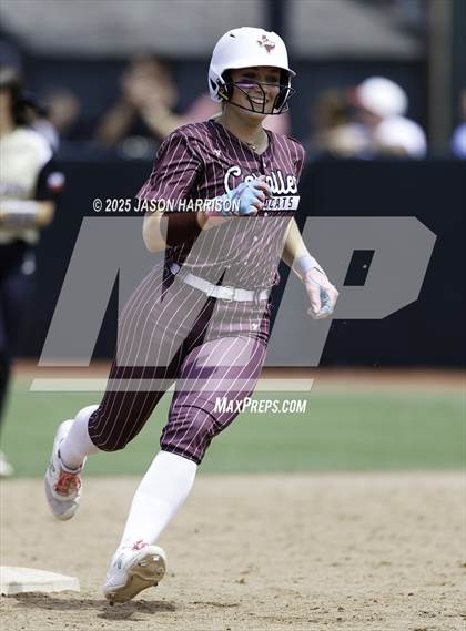 Thumbnail 2 in Andrews vs. Calallen (UIL Softball 4A D1 Final) photogallery.