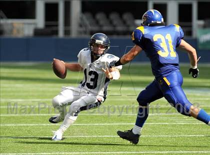 Thumbnail 1 in Cascade Christian vs. Fife (Emerald City Kickoff Classic) photogallery.