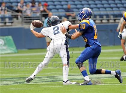 Thumbnail 2 in Cascade Christian vs. Fife (Emerald City Kickoff Classic) photogallery.