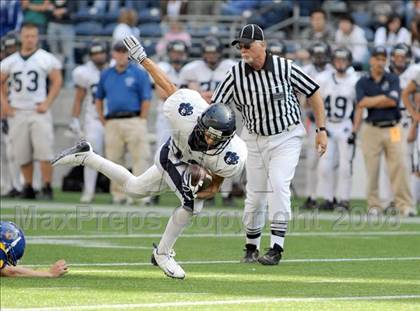 Thumbnail 3 in Cascade Christian vs. Fife (Emerald City Kickoff Classic) photogallery.