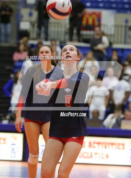 Thumbnail 2 in Baptist Prep vs. Hackett (AAA 3A State Final) photogallery.
