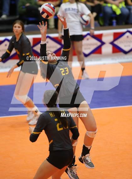 Thumbnail 2 in Baptist Prep vs. Hackett (AAA 3A State Final) photogallery.