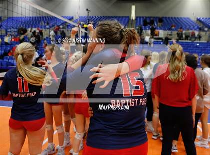 Thumbnail 2 in Baptist Prep vs. Hackett (AAA 3A State Final) photogallery.