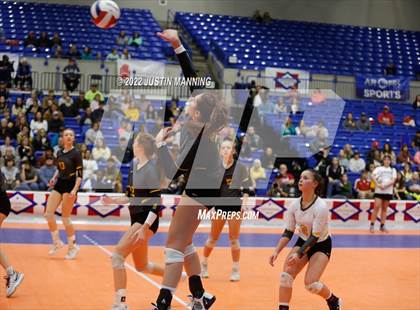 Thumbnail 1 in Baptist Prep vs. Hackett (AAA 3A State Final) photogallery.