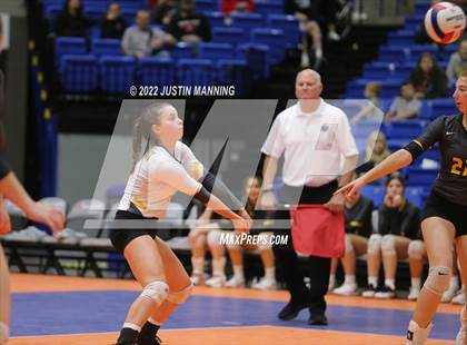 Thumbnail 3 in Baptist Prep vs. Hackett (AAA 3A State Final) photogallery.