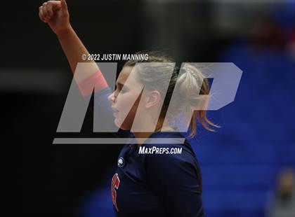 Thumbnail 2 in Baptist Prep vs. Hackett (AAA 3A State Final) photogallery.
