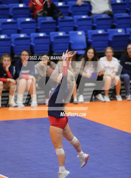 Thumbnail 2 in Baptist Prep vs. Hackett (AAA 3A State Final) photogallery.