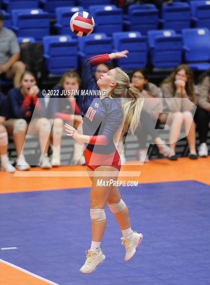 Thumbnail 1 in Baptist Prep vs. Hackett (AAA 3A State Final) photogallery.