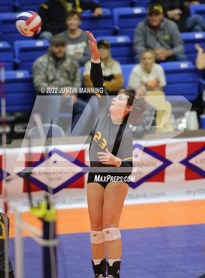 Thumbnail 2 in Baptist Prep vs. Hackett (AAA 3A State Final) photogallery.