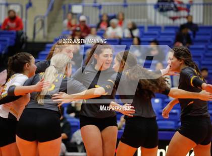 Thumbnail 3 in Baptist Prep vs. Hackett (AAA 3A State Final) photogallery.