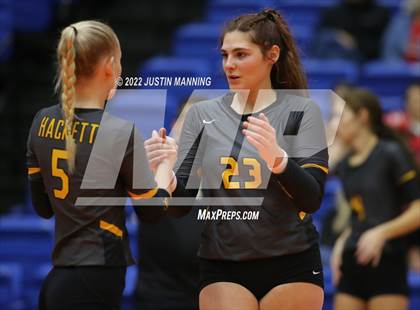 Thumbnail 2 in Baptist Prep vs. Hackett (AAA 3A State Final) photogallery.