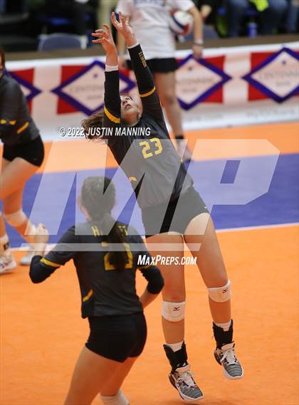Thumbnail 3 in Baptist Prep vs. Hackett (AAA 3A State Final) photogallery.