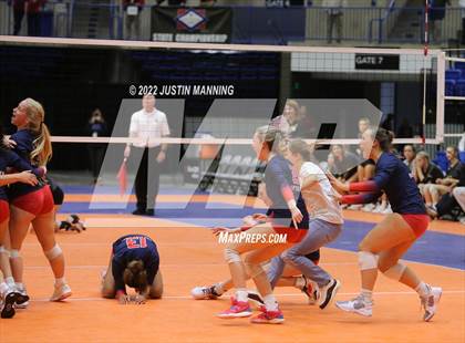 Thumbnail 3 in Baptist Prep vs. Hackett (AAA 3A State Final) photogallery.