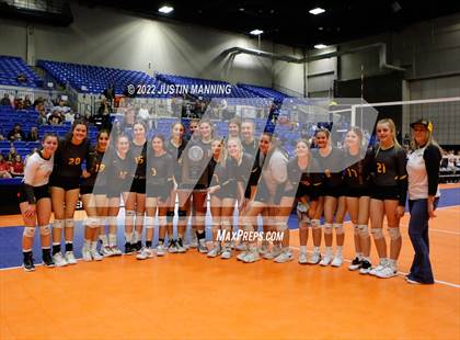 Thumbnail 1 in Baptist Prep vs. Hackett (AAA 3A State Final) photogallery.