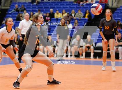 Thumbnail 2 in Baptist Prep vs. Hackett (AAA 3A State Final) photogallery.