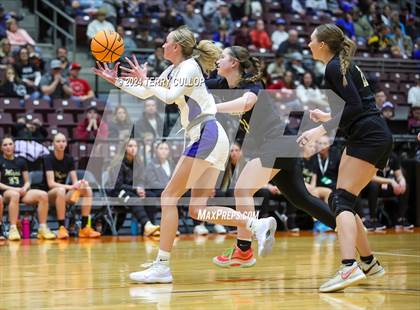 Thumbnail 2 in Carbon vs. Juab (UHSAA 3A Quarterfinal) photogallery.