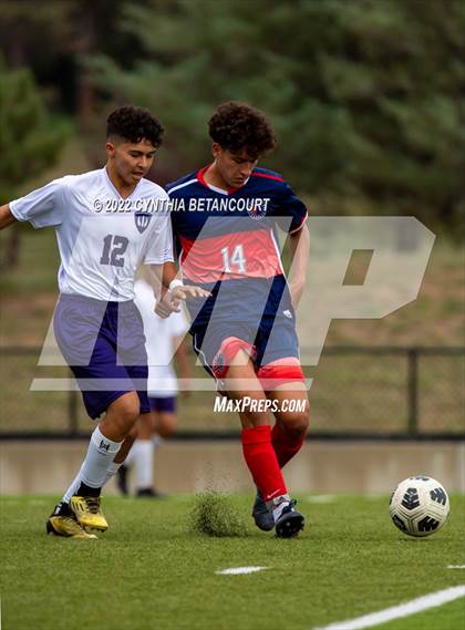 Thumbnail 3 in DSST: Green Valley Ranch vs Kent Denver photogallery.