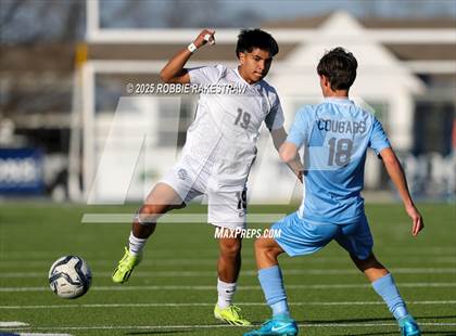 Thumbnail 2 in China Spring vs. Navasota (Sulphur Springs 4A Elite Invitational) photogallery.