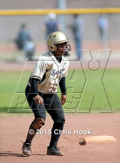 Thumbnail 3 in Mountain View vs Vista Grande (Tucson Badger Invitational) photogallery.