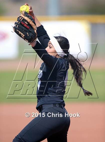 Thumbnail 1 in Mountain View vs Vista Grande (Tucson Badger Invitational) photogallery.