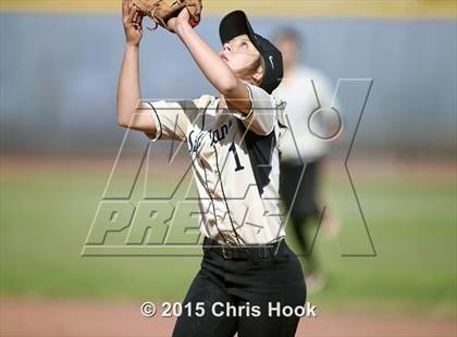 Thumbnail 1 in Mountain View vs Vista Grande (Tucson Badger Invitational) photogallery.