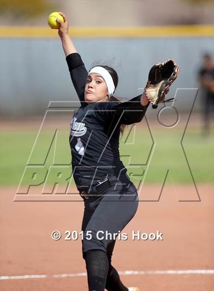 Thumbnail 3 in Mountain View vs Vista Grande (Tucson Badger Invitational) photogallery.