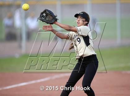 Thumbnail 3 in Mountain View vs Vista Grande (Tucson Badger Invitational) photogallery.