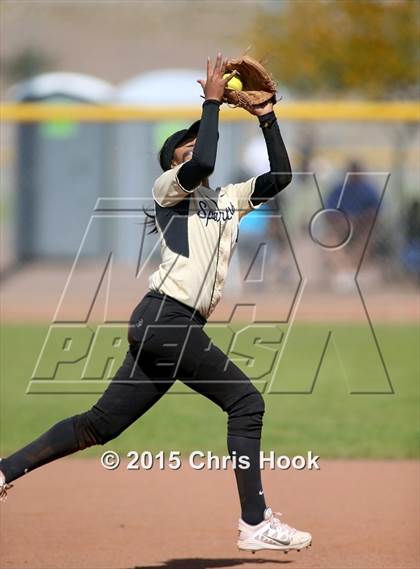 Thumbnail 3 in Mountain View vs Vista Grande (Tucson Badger Invitational) photogallery.