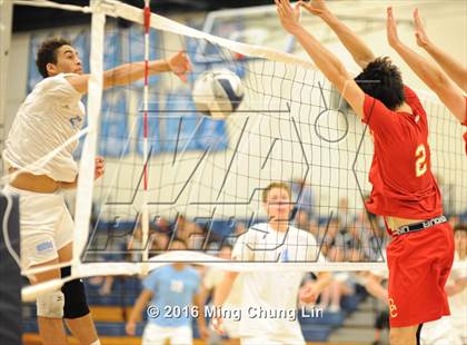 Thumbnail 2 in Cathedral Catholic vs. Corona del Mar (CIF SoCal Regional D1 Playoff) photogallery.