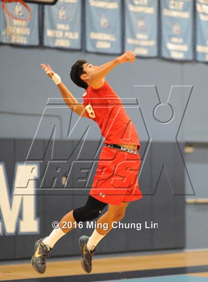 Thumbnail 1 in Cathedral Catholic vs. Corona del Mar (CIF SoCal Regional D1 Playoff) photogallery.